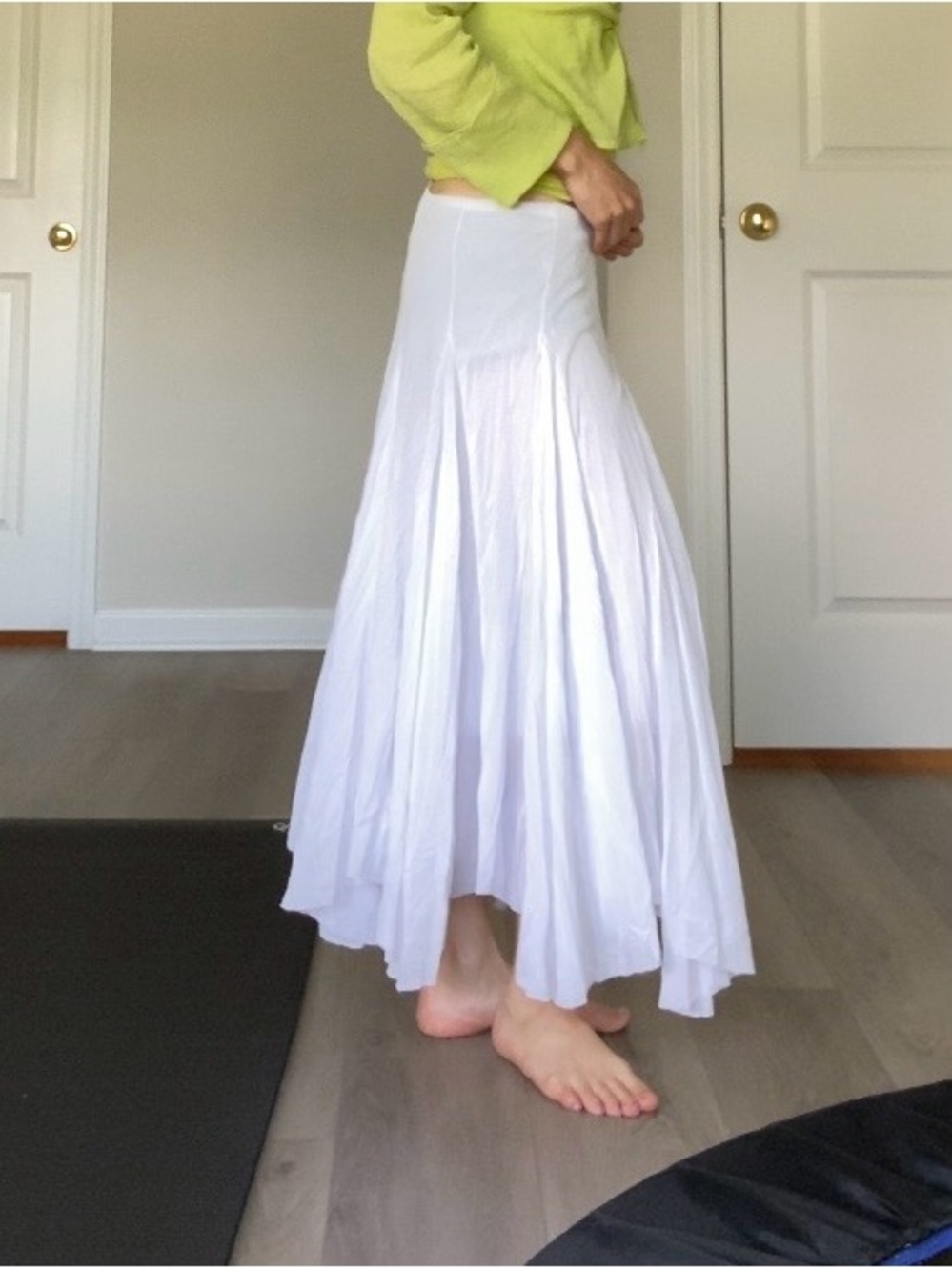 Women’s White Full-Length Flowy Skirt